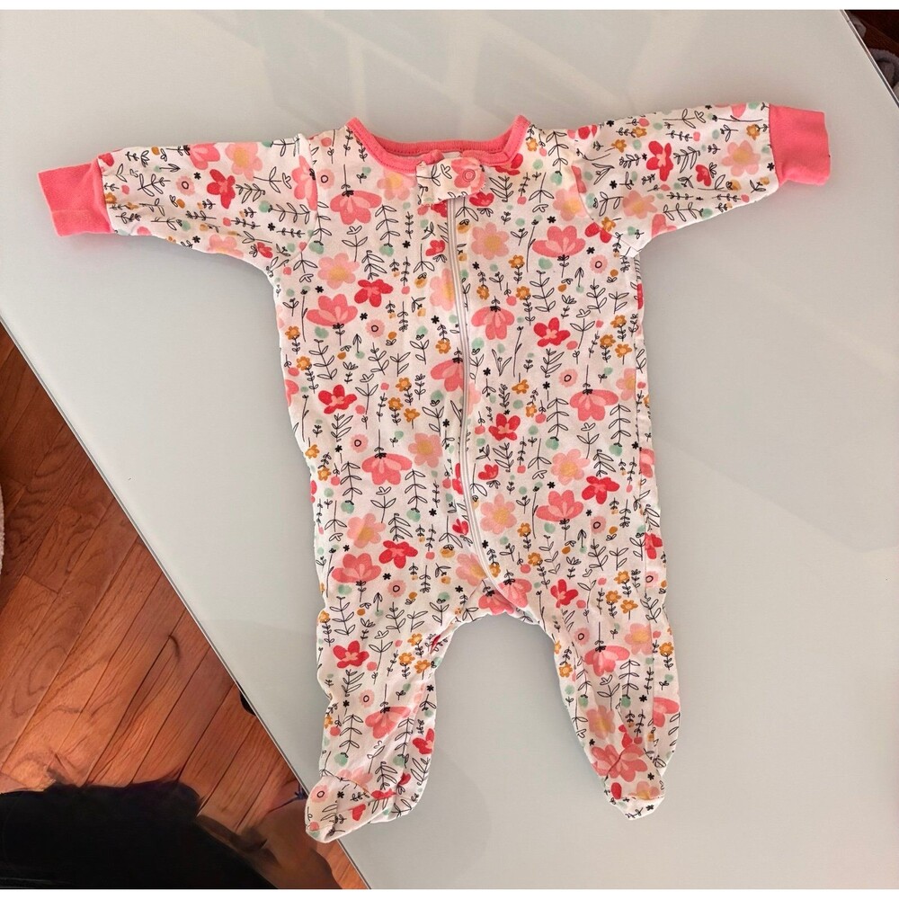 Gerber Baby Girl Floral Footed Sleeper – 0–3 Months